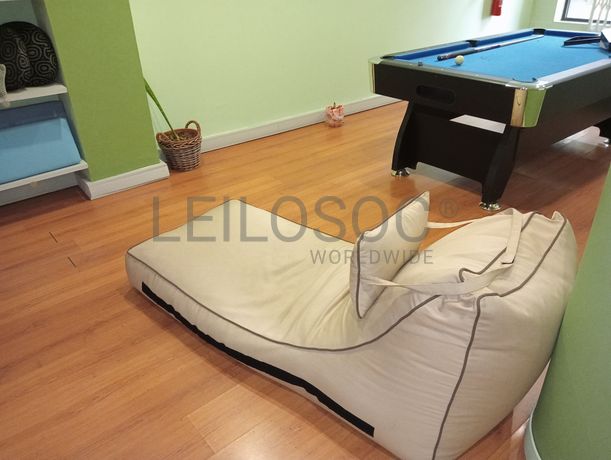 Equipamentos para a Indústria Têxtil · Escritório