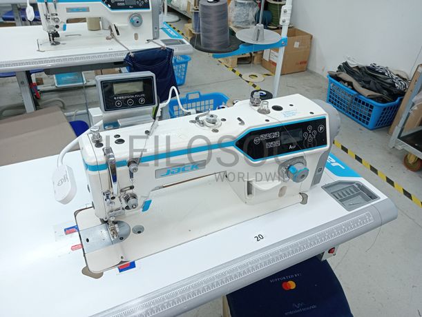 Equipamentos para a Indústria Têxtil · Escritório