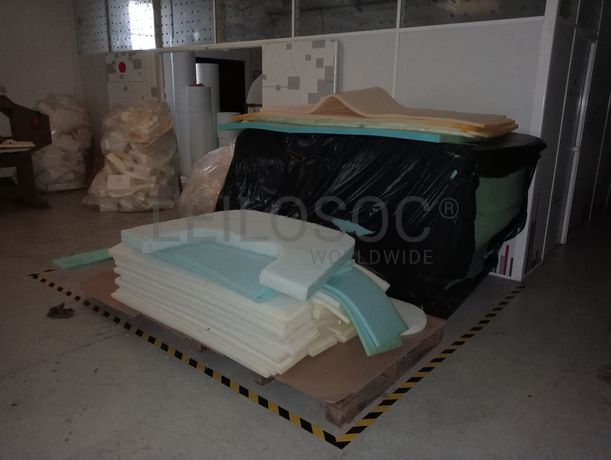 Equipamentos para a Indústria Têxtil · Escritório