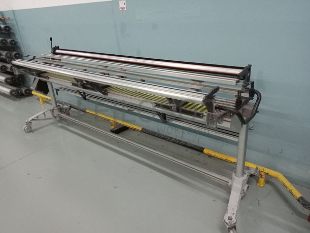 Máquina de atar teias