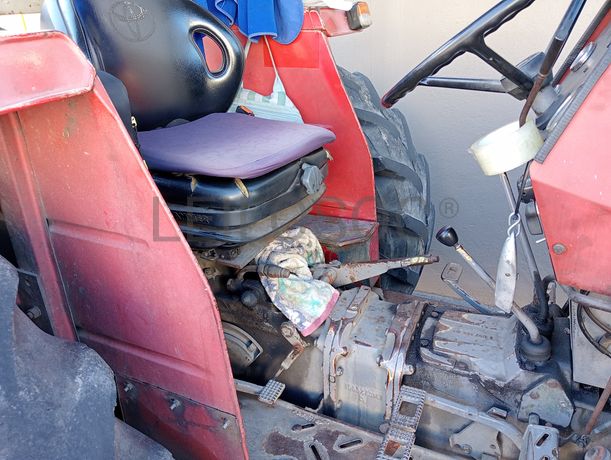 Trator Agrícola · Reboque Agrícola