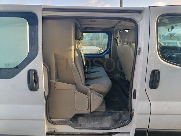 Renault Trafic · Ano 2006