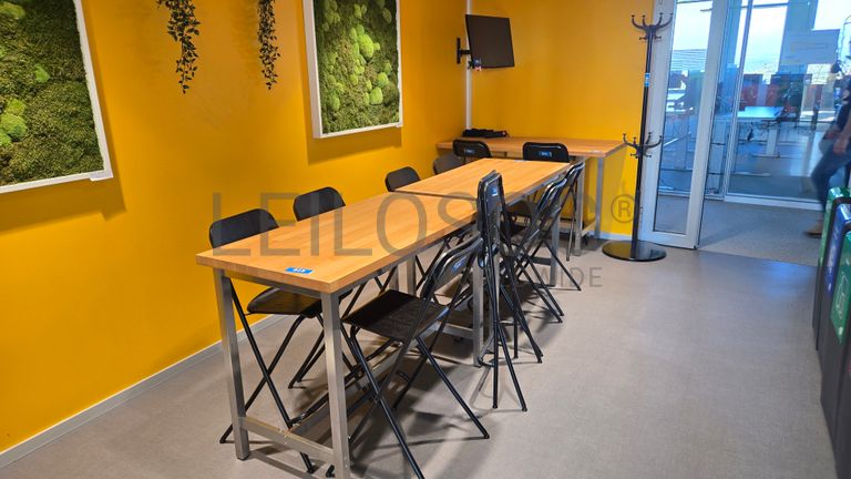 4 Chaises pliantes + 1 Table