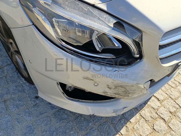 Mercedes-Benz B180 · Ano 2015