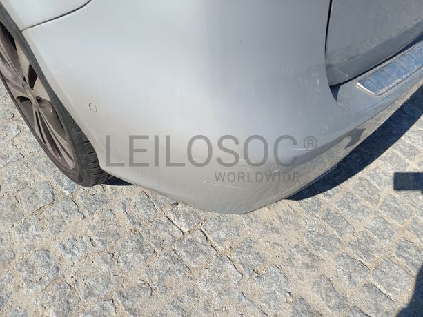 Mercedes-Benz B180 · Ano 2015