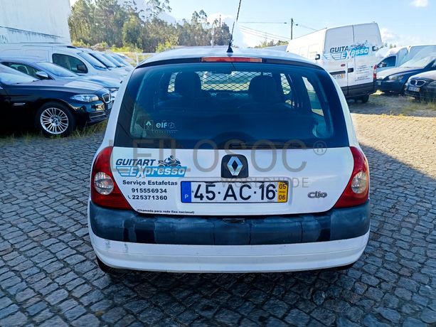 Renault Clio · Ano 2005