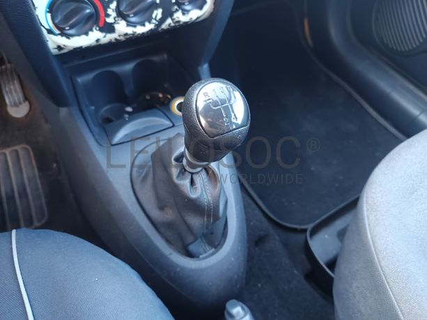 Renault Clio · Ano 2005