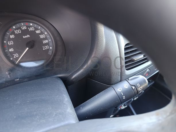 Renault Clio · Ano 2005