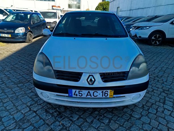 Renault Clio · Ano 2005