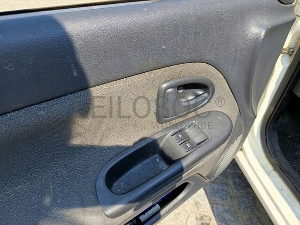 Renault Clio · Ano 2005