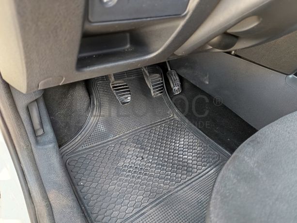 Renault Clio · Ano 2005