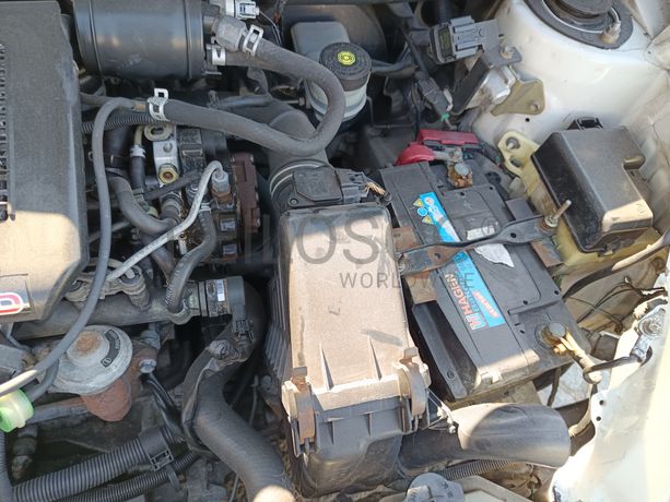 Toyota Yaris · Ano 2002