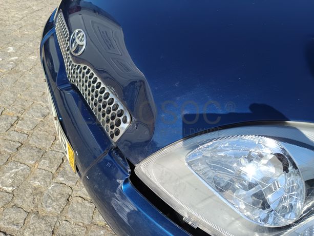 Toyota Yaris · Ano 2003