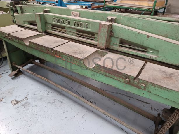 Guilhotina Bomblend 28DN