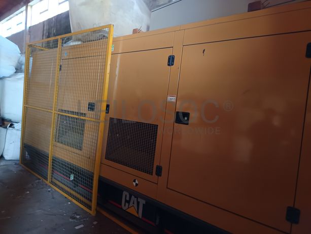 Gerador CAT 225