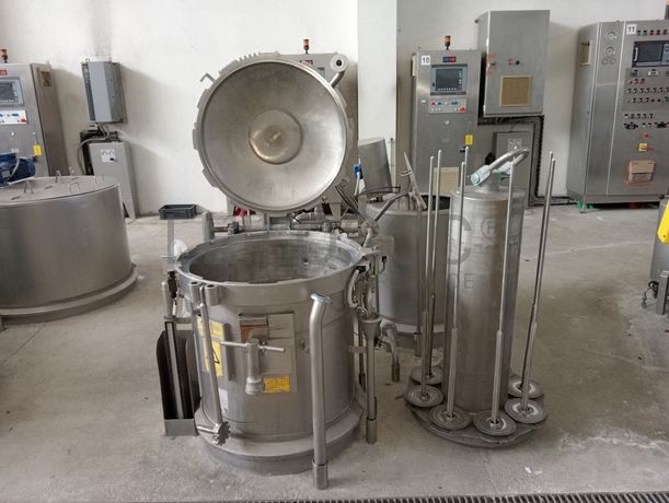 Máquinas para secar e tingir fio