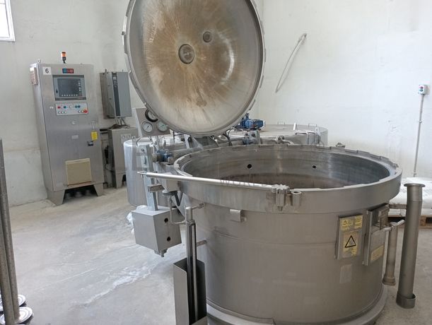 Máquinas para secar e tingir fio