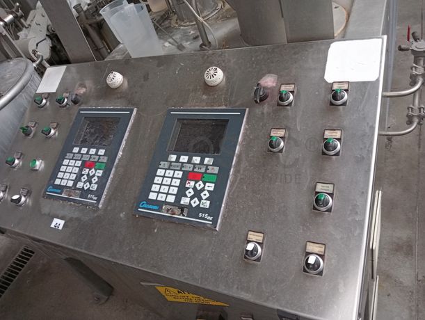 Máquinas para secar e tingir fio