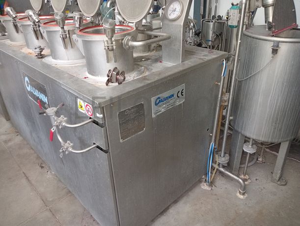 Máquinas para secar e tingir fio