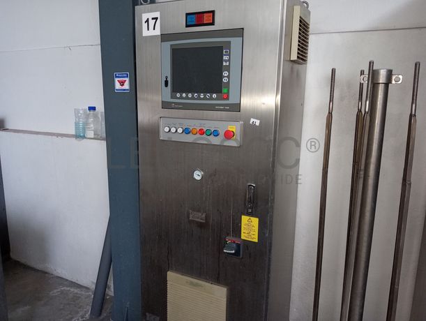 Máquinas para secar e tingir fio