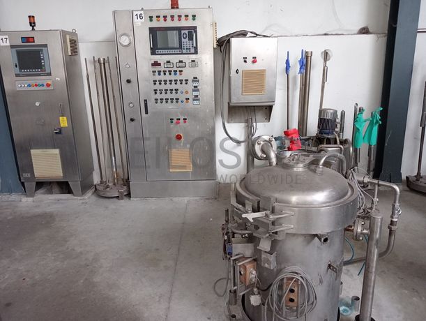 Máquinas para secar e tingir fio