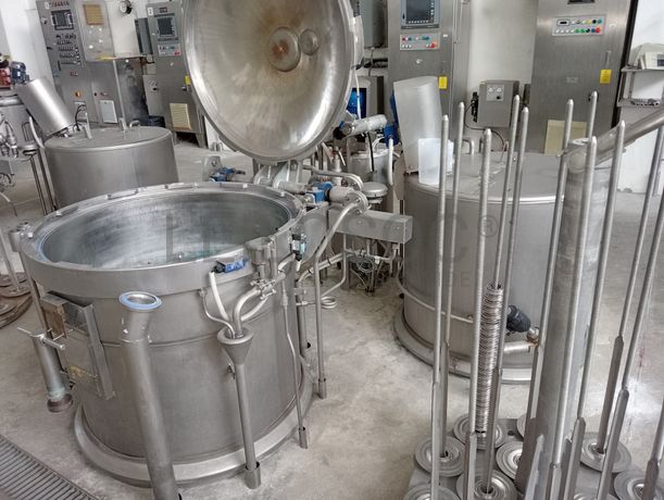 Máquinas para secar e tingir fio