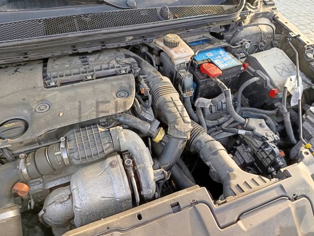 Peugeot 308 1.6 BlueHDi · Ano 2016