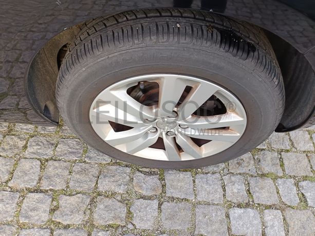 Peugeot 308 1.6 BlueHDi · Ano 2016