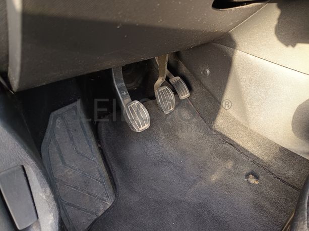 Peugeot 308 1.6 BlueHDi · Ano 2016