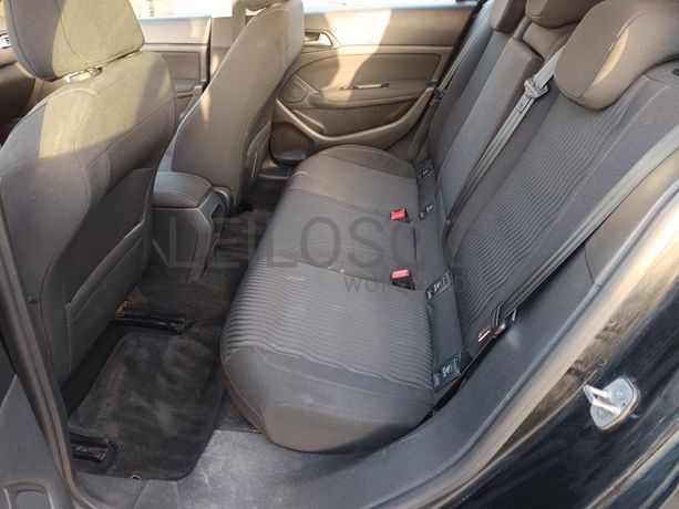 Peugeot 308 1.6 BlueHDi · Ano 2016