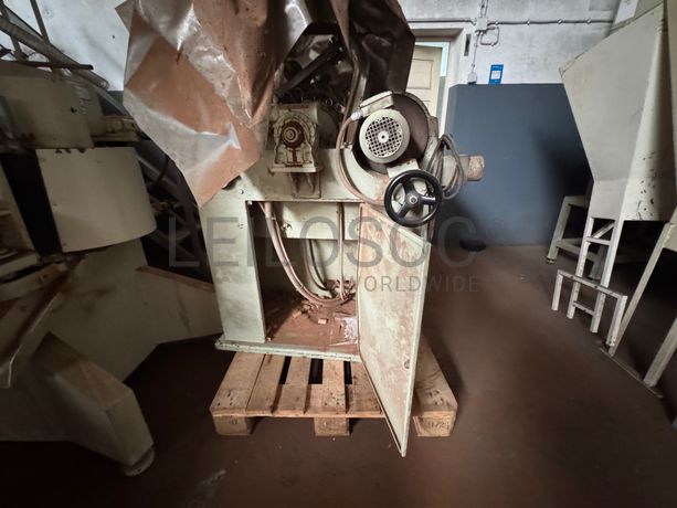 Máquina de Punção