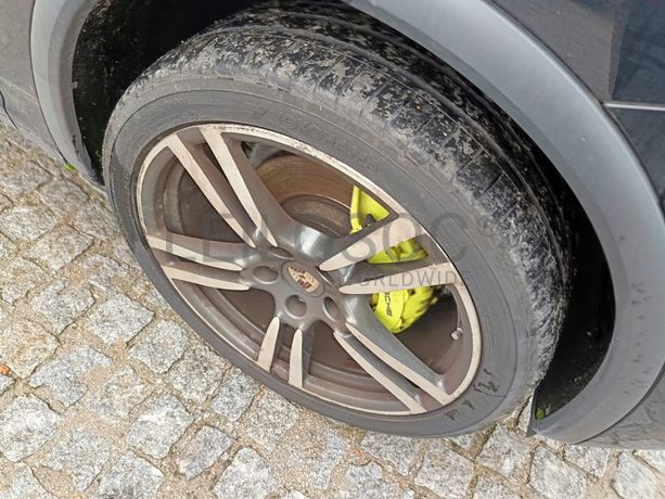 Porsche Cayenne S · Ano 2013