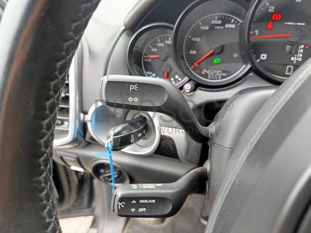 Porsche Cayenne S · Ano 2013