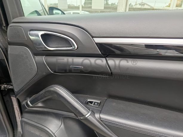 Porsche Cayenne S · Ano 2013