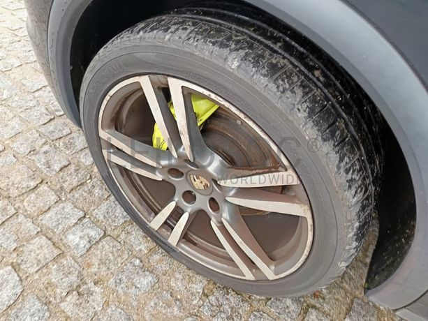 Porsche Cayenne S · Ano 2013