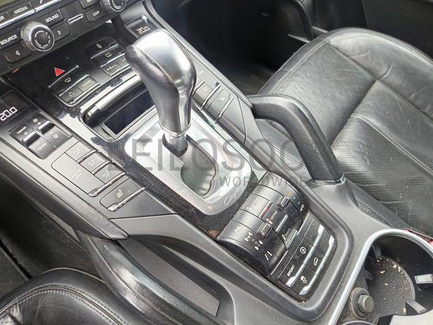 Porsche Cayenne S · Ano 2013