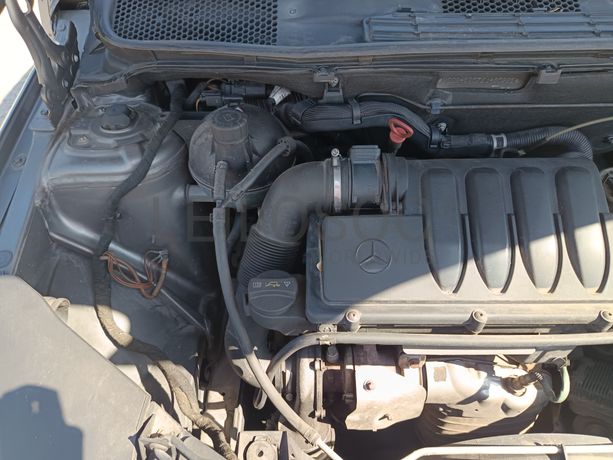 Mercedes-Benz B 180 CDI · Ano 2009