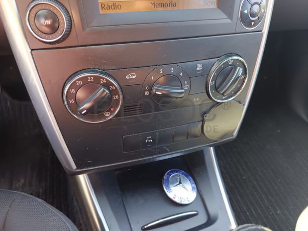 Mercedes-Benz B 180 CDI · Ano 2009