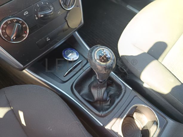 Mercedes-Benz B 180 CDI · Ano 2009