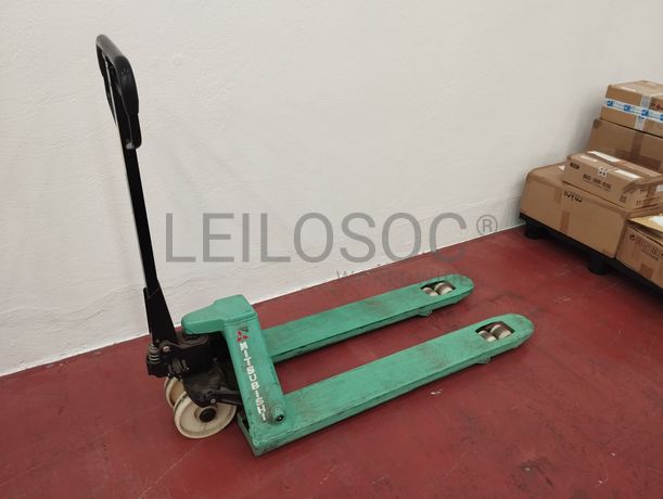 Porta paletes e Carrinhos de mercadorias