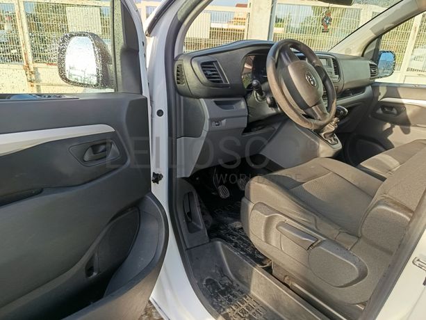 Toyota Proace · Ano 2020