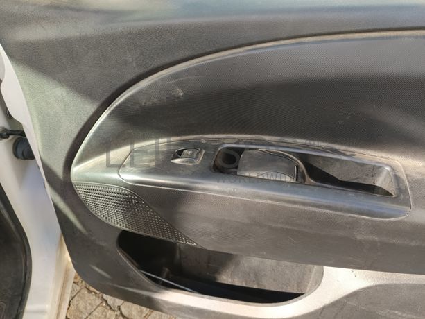 Opel Combo · Ano 2017