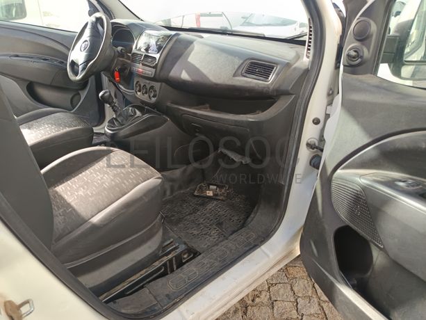 Opel Combo · Ano 2017