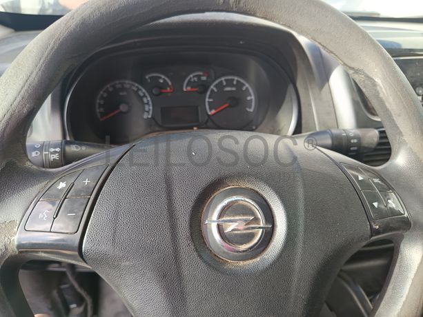 Opel Combo · Ano 2017