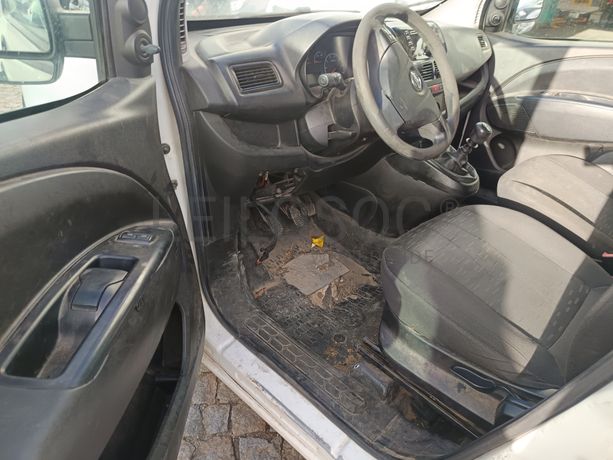 Opel Combo · Ano 2017