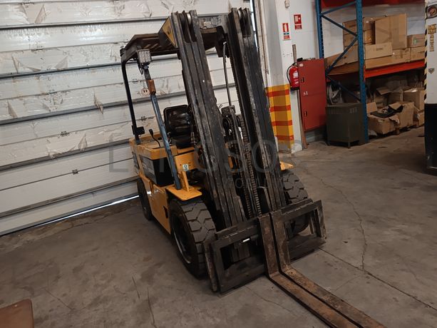 Empilhador Daewoo D30 S-2