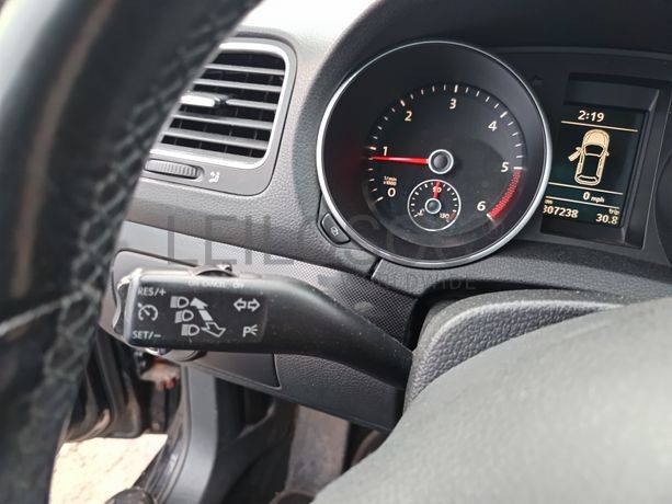 Volkswagen Passat · Ano 2009