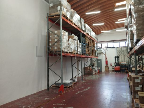 Equipamentos de Escritório, Informática e Apoio Operacional