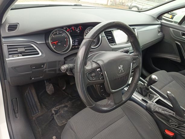Peugeot 508 1.6 BlueHDi · Ano 2015