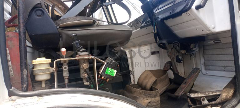 Camião Tata LPK25/6/38